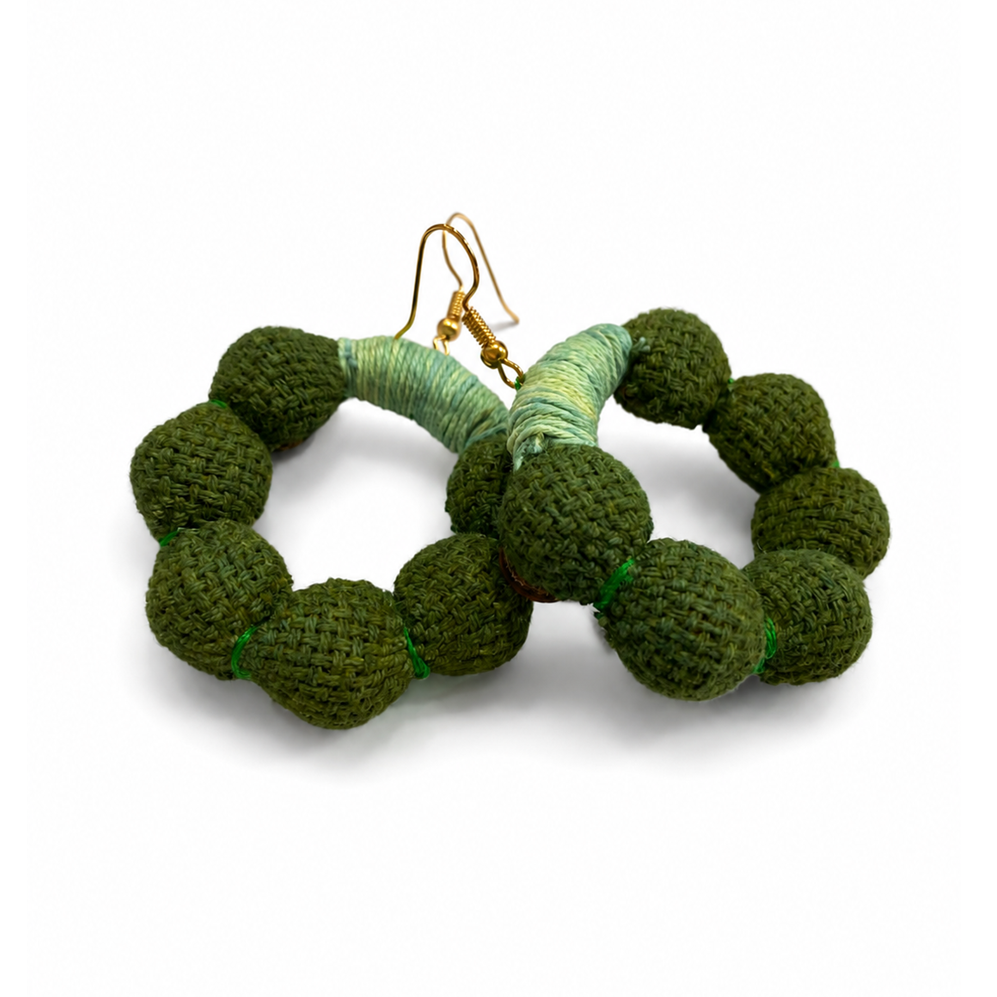 Aretes La Santa, Verde olivo, Teñido Natural, Aretes de bolas