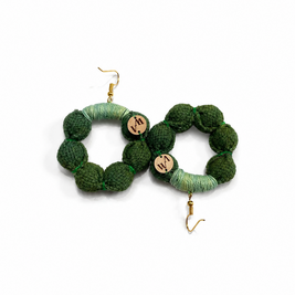 Aretes La Santa, Verde olivo, Teñido Natural, Aretes de bolas
