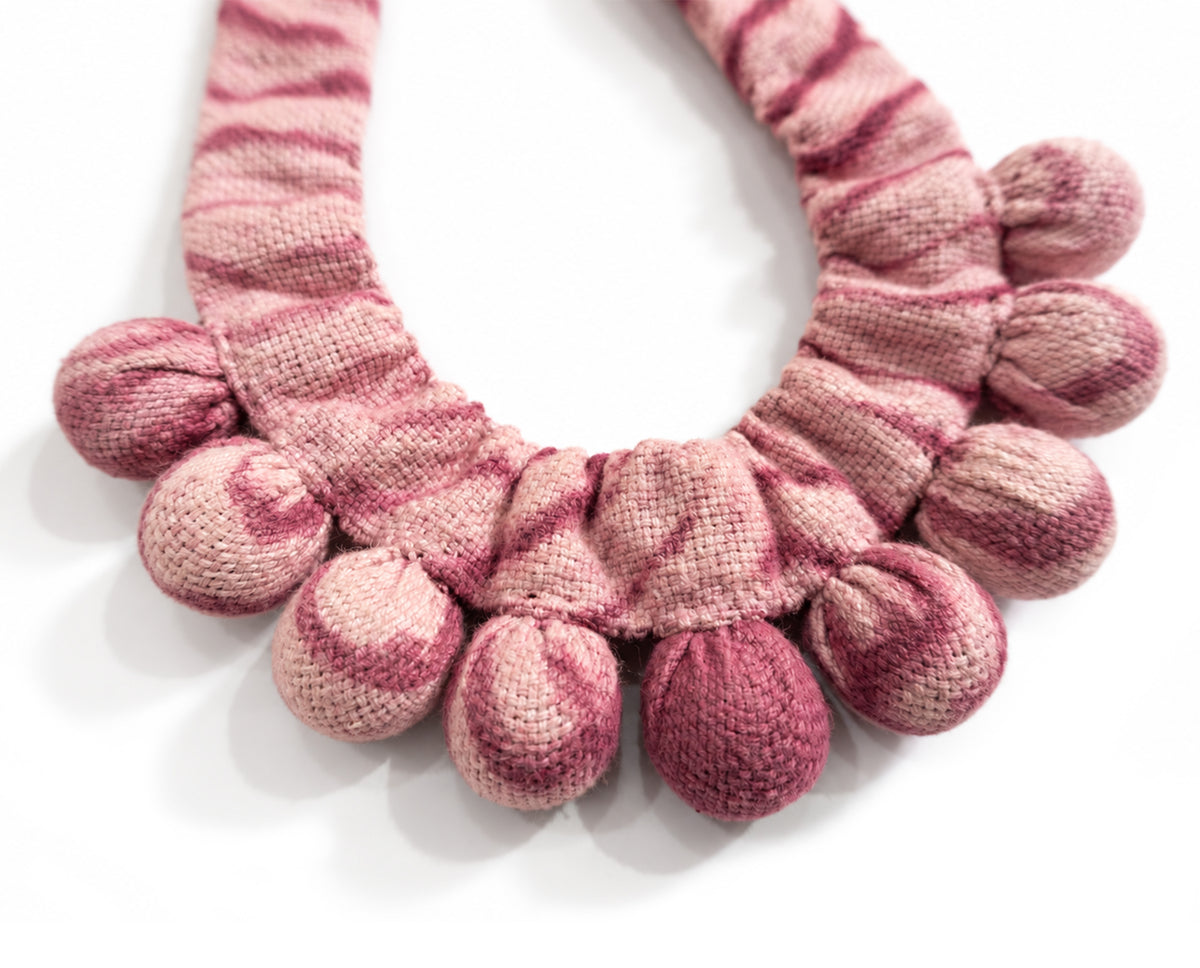 Collar Silvina Sencillo - Tintes Naturales - Cochinilla