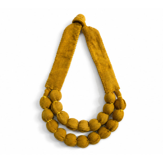 Collar Silvina doble - Color Amarillo - Teñido naturalmente con pericón - Amarillo
