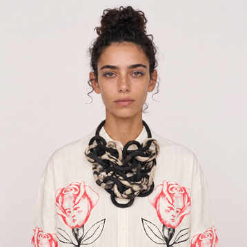 Collar ¿Por qué soñamos? , Textil teñido naturalmente, Teñido con huizache
